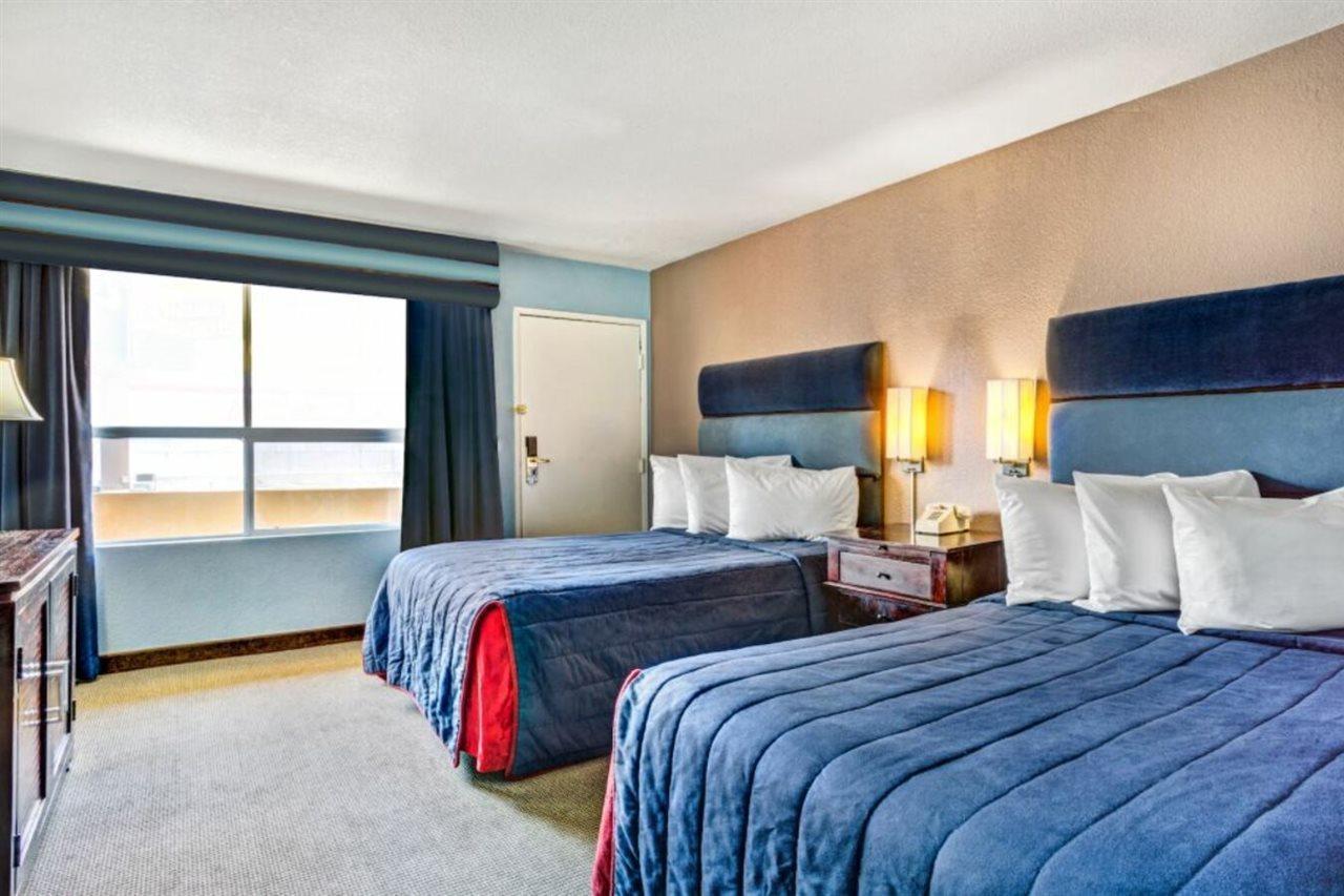 Travelodge By Wyndham Las Vegas Center Strip Bagian luar foto