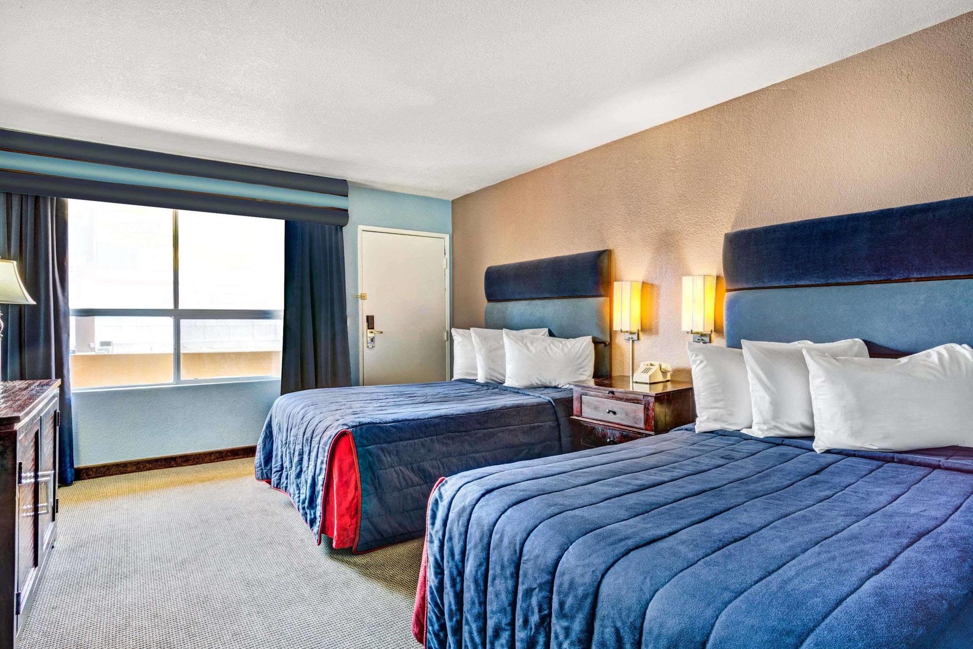 Travelodge By Wyndham Las Vegas Center Strip Bagian luar foto