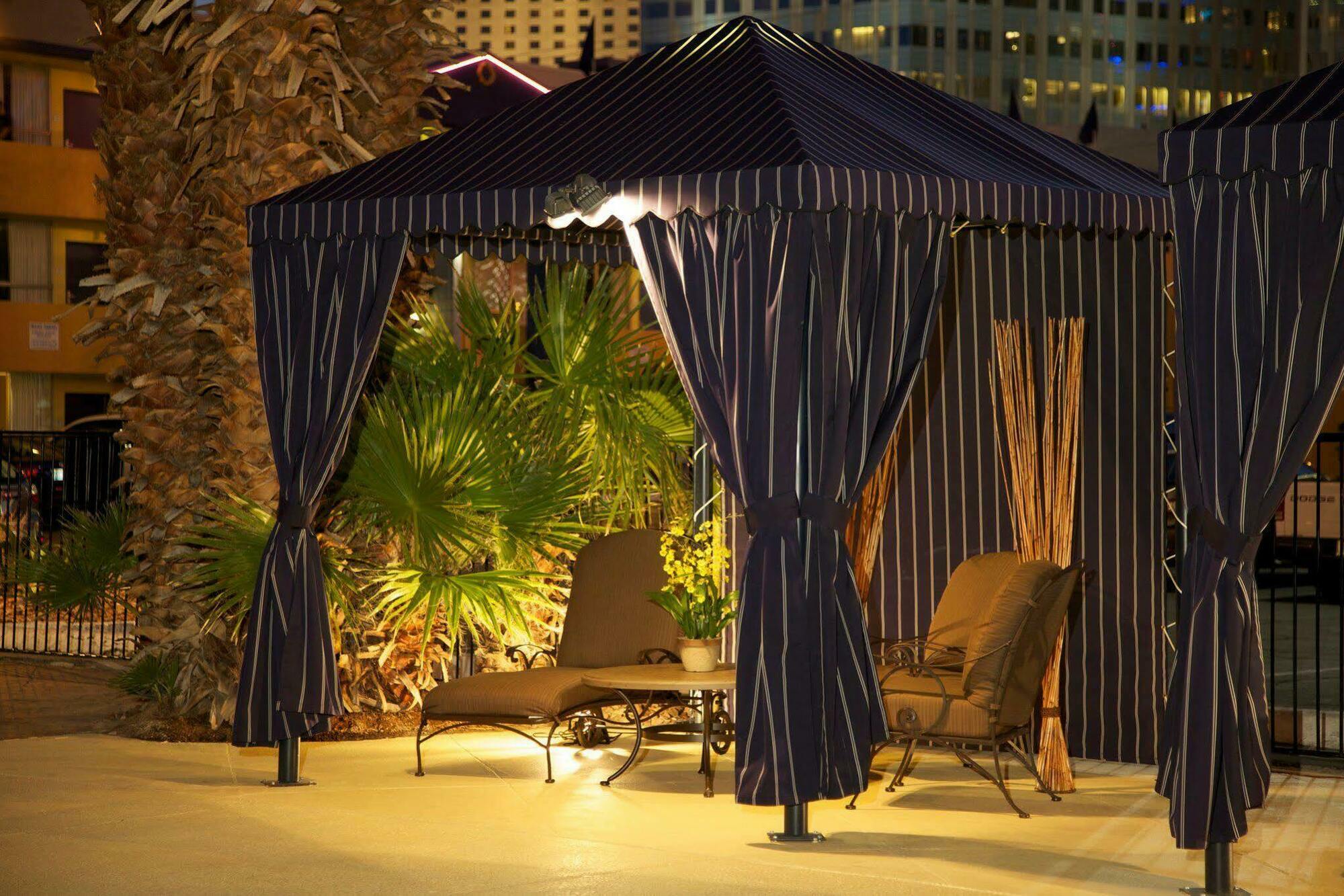 Travelodge By Wyndham Las Vegas Center Strip Bagian luar foto